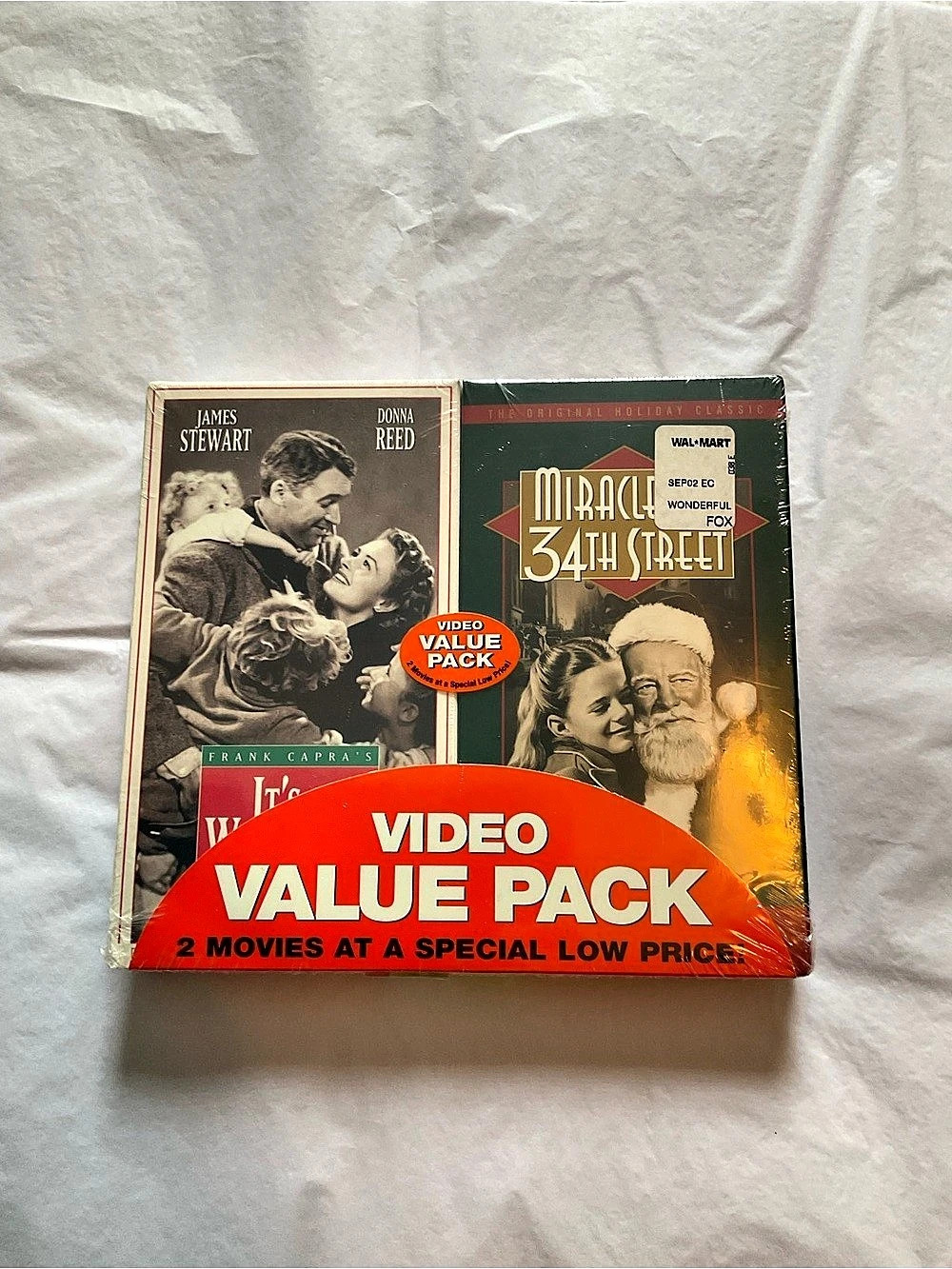 It's a Wonderful Life / Miracle on 34th Street VHS Value Pack